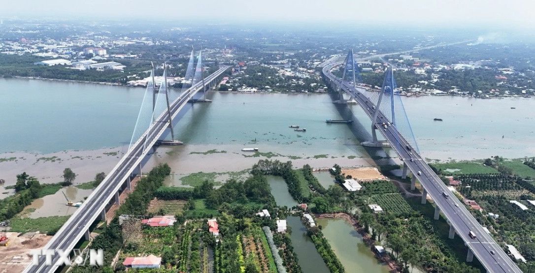 Vĩnh Long “gỡ vướng” 39 dự án, Đồng Nai tung gói 822.000 tỷ, Hưng Yên chuẩn bị hơn 6.000 căn nhà ở xã hội