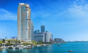 Branded Residences: Vì sao giới siêu giàu toàn cầu xuống tiền mạnh mẽ cho bất động sản hàng hiệu?