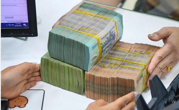 Đại Gia Bất Động Sản Co Mình Thời Lãi Suất Cao: Cuộc Đua Dòng Tiền Và Chiến Lược Sinh Tồn Năm 2026