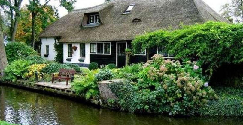 Đất vườn, ao gắn liền với đất ở được xác định thế nào? Có được giảm tiền sử dụng đất khi lên thổ cư?