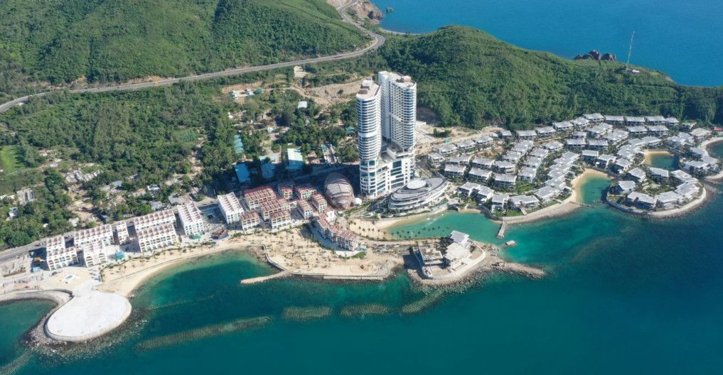 Doanh nghiệp sản xuất ồ ạt lấn sân bất động sản: Hòa Phát, Tân Á Đại Thành, Biti’s, KIDO đang toan tính gì?