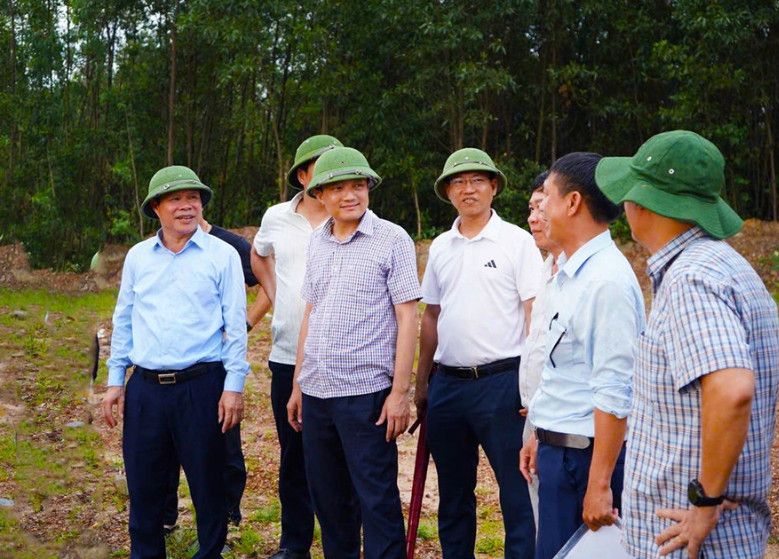 Hà Tĩnh tăng tốc giải phóng mặt bằng loạt dự án của Vingroup, thúc đẩy KCN Vinhomes Vũng Áng và điện gió Kỳ Anh