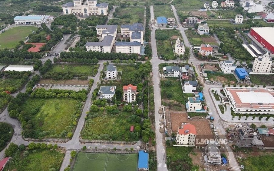 Khiếu Nại Chuyển Mục Đích Sử Dụng Đất Tại Quảng Ngãi: Người Dân Bức Xúc Vì Hồ Sơ Bị Trả Lại