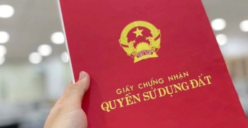 Phân Cấp, Ủy Quyền Cấp Sổ Đỏ: Chủ Tịch Xã Có Được Ủy Quyền Ký Thay Không?