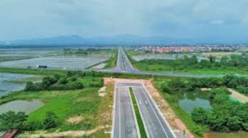 Quảng Trị chỉ đạo làm rõ nghi vấn hồ sơ gói thầu 16.5 tỷ: Xuất hiện “người lạ”, nguy cơ sai phạm đấu thầu?