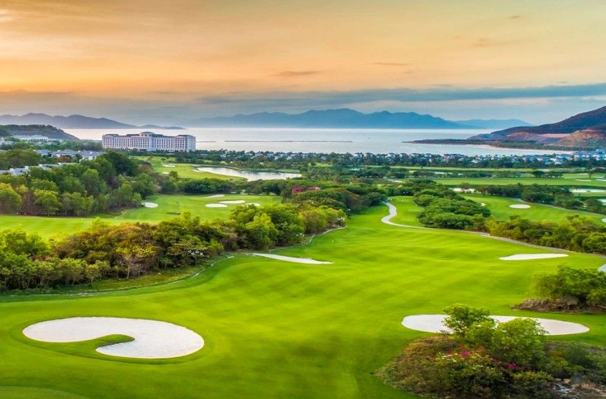 Khánh Hòa bứt phá thu ngân sách đầu năm 2026: “Đòn bẩy” từ đất đai và siêu dự án sân golf Vinpearl Hòn Tre