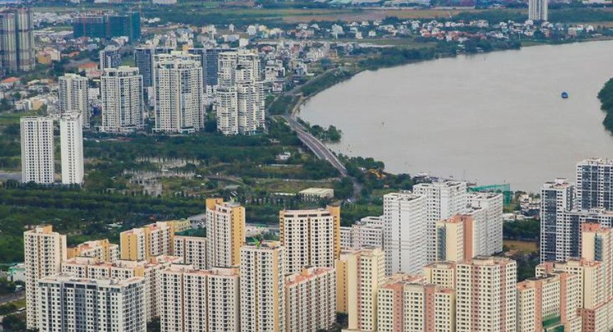 Thị trường bất động sản TP.HCM “hạ nhiệt”: Lãi suất cao trở thành phép thử năng lực chủ đầu tư