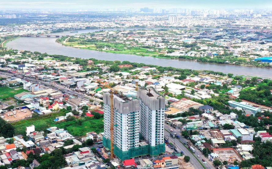 Thị trường căn hộ TP.HCM 2026: Giá vẫn tăng nhưng nhà đầu tư “kẹt hàng”, thanh khoản lao dốc