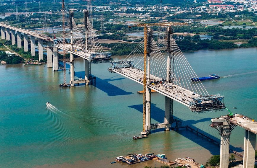 Cầu Phước Khánh tăng tốc về đích: “Mắt xích cuối cùng” của cao tốc Bến Lức – Long Thành sắp hợp long