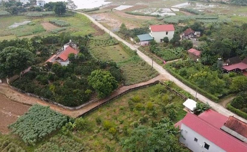Nhà thổ cư Hà Nội hạ nhiệt sau cơn sốt: Giá vẫn neo cao, thanh khoản giảm mạnh