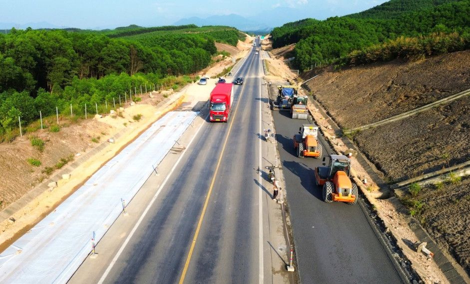 Dự Án Hơn 18 Tỷ Đồng Chậm Tiến Độ Tại Trấn Yên: Hơn 1.000 Hộ Dân Khốn Khổ Vì Cầu Cống Dang Dở