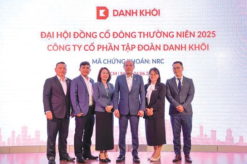 Tập đoàn NRC bị xử phạt hơn 230 triệu đồng do vi phạm về thuế, tiếp tục tái cơ cấu hoạt động đầu tư