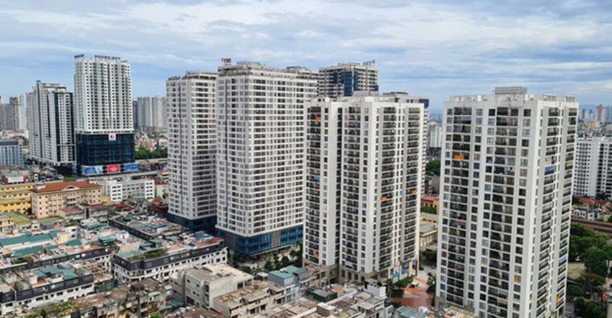 Căn hộ Hà Nội bước vào giai đoạn điều chỉnh: Giá vẫn neo cao, thanh khoản giảm, nhà vừa túi tiền khan hiếm