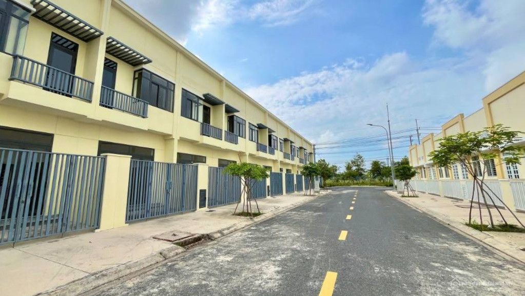 Sài Gòn VRG và Minh Phú Land công bố kế hoạch đưa 204 nhà phố thương mại Phước Đông New City ra thị trường