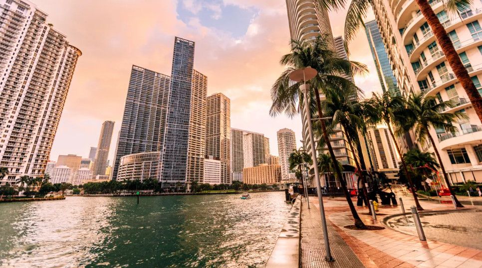 Bất động sản siêu sang Miami bùng nổ: 82% giao dịch căn hộ trên 1 triệu USD trả bằng tiền mặt