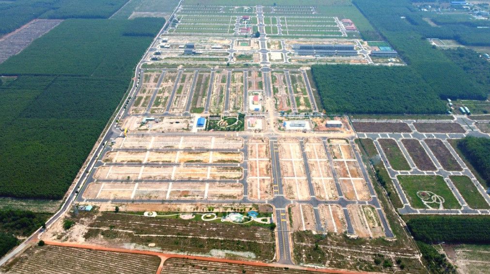 Đất nền mất nửa giá, nhà đầu tư “đứng ngồi không yên”: Khi kỳ vọng quy hoạch không còn đủ sức kéo thị trường