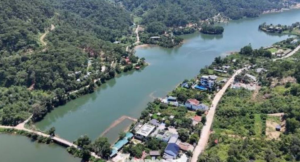 Hồ Đồng Đò: Hàng loạt homestay đóng cửa trước ngày cưỡng chế 4 công trình vi phạm đất đai