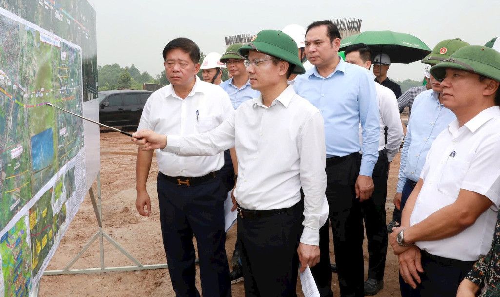 Hà Nội đẩy nhanh tiến độ 8 cây cầu vượt sông Hồng, sông Đuống: Nhiều dự án đạt trên 50% khối lượng