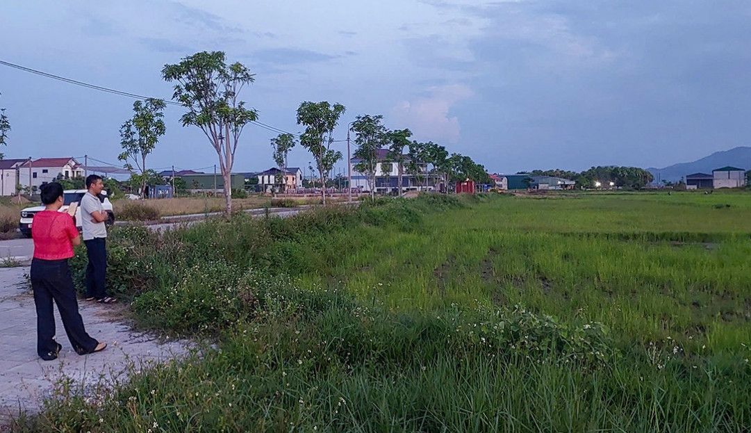 Hà Tĩnh: 15 lô đất nông thôn từng gây xôn xao đồng loạt giảm giá, có lô hạ tới 2,4 tỷ đồng